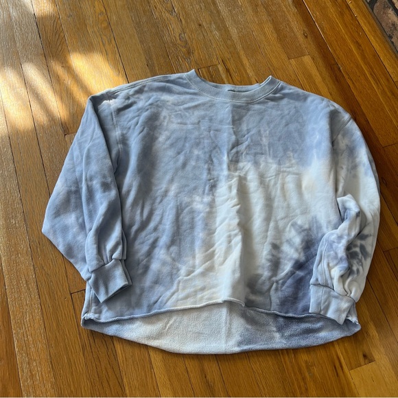 Abercrombie & Fitch Tops - Abercrombie and Fitch pullover size L